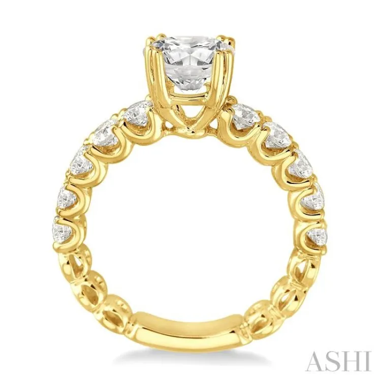 1 3/4 Ctw Diamond Engagement Ring with 3/4 Ct Round Cut Center Stone in 14K Yellow Gold