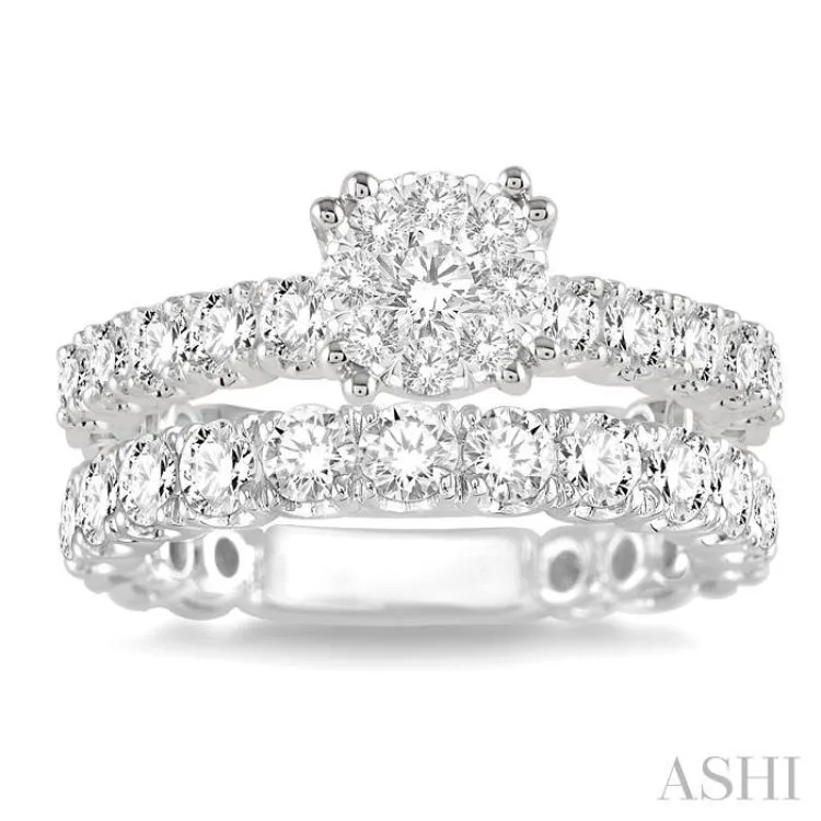 1 3/4 Ctw Diamond Lovebright Wedding Set with 1 Ctw Engagement Ring and 3/4 Ctw Wedding Band in 14K White Gold