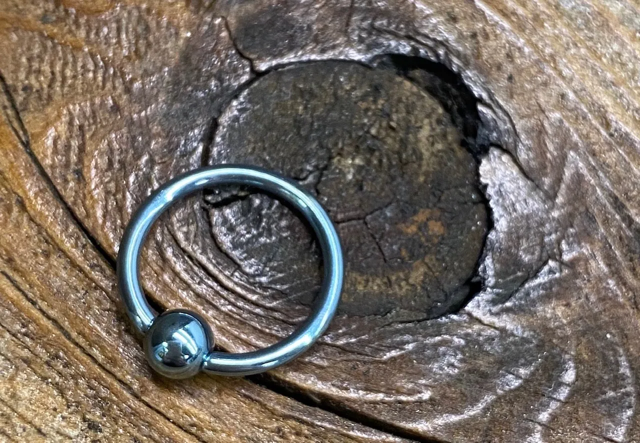 18g Anodized Niobium Captive Bead Rings