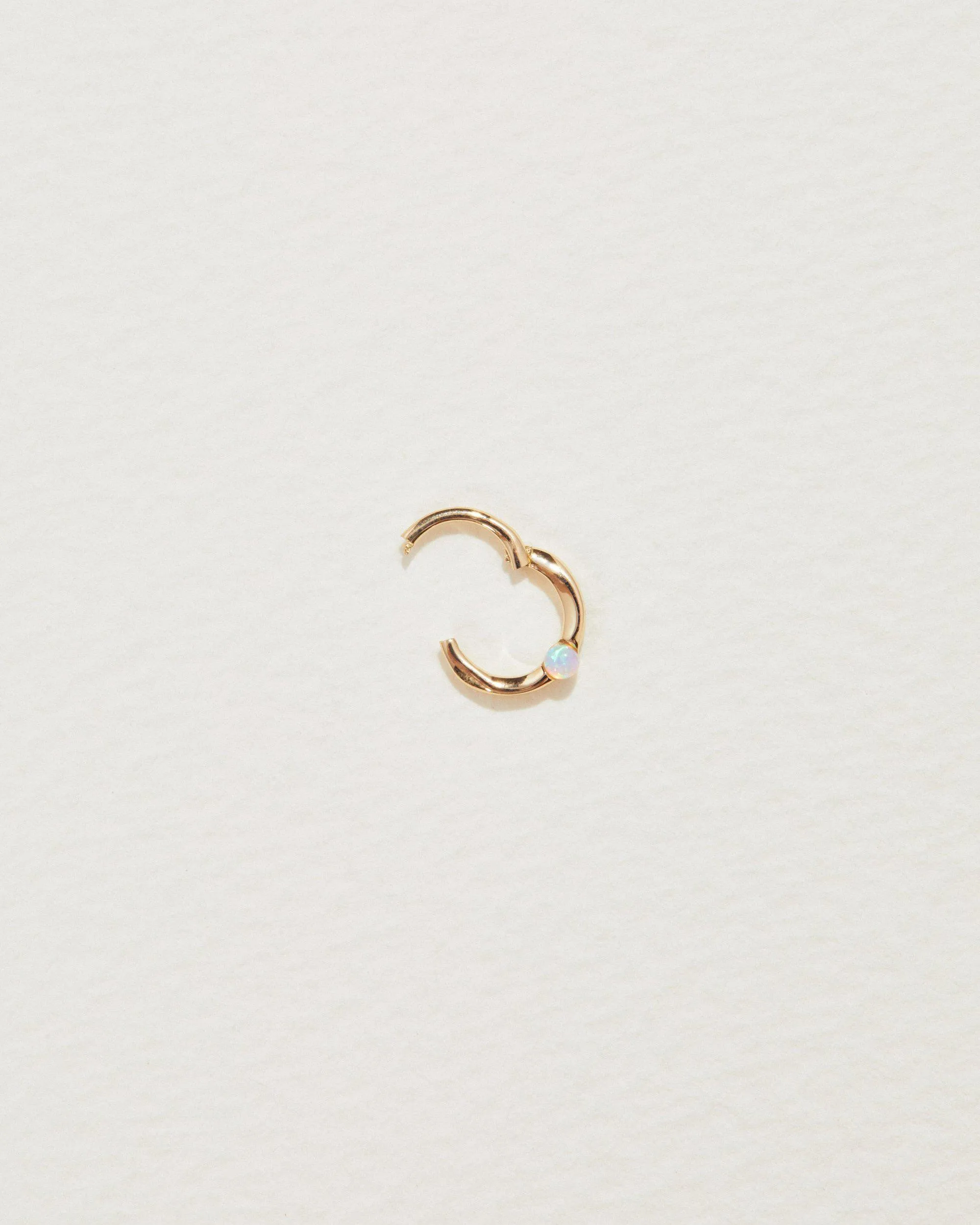 8mm Floating Stone Clicker