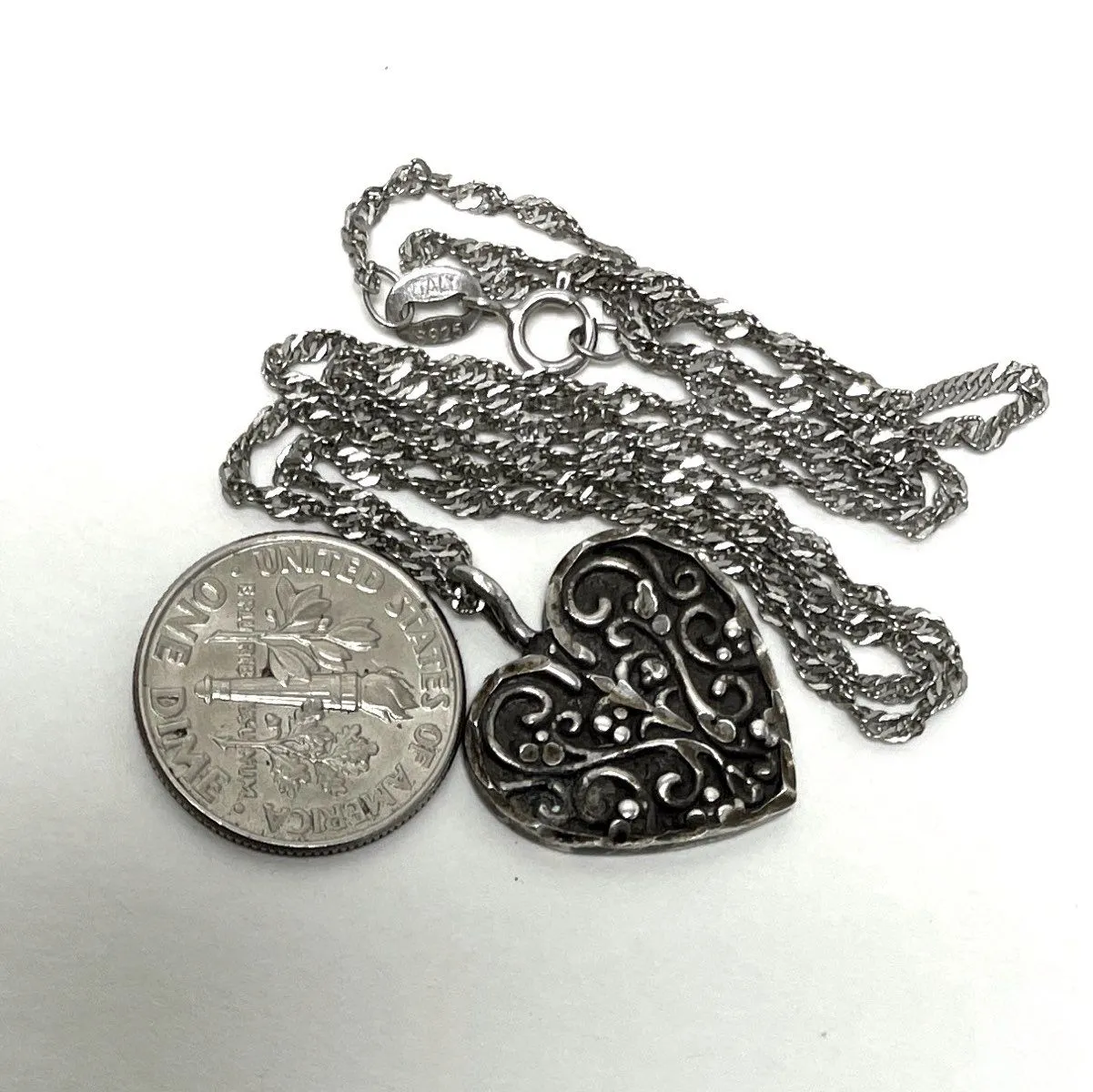 925 Sterling Silver Heart Floral Pendant With 17 Inch Chain 4.51 Grams