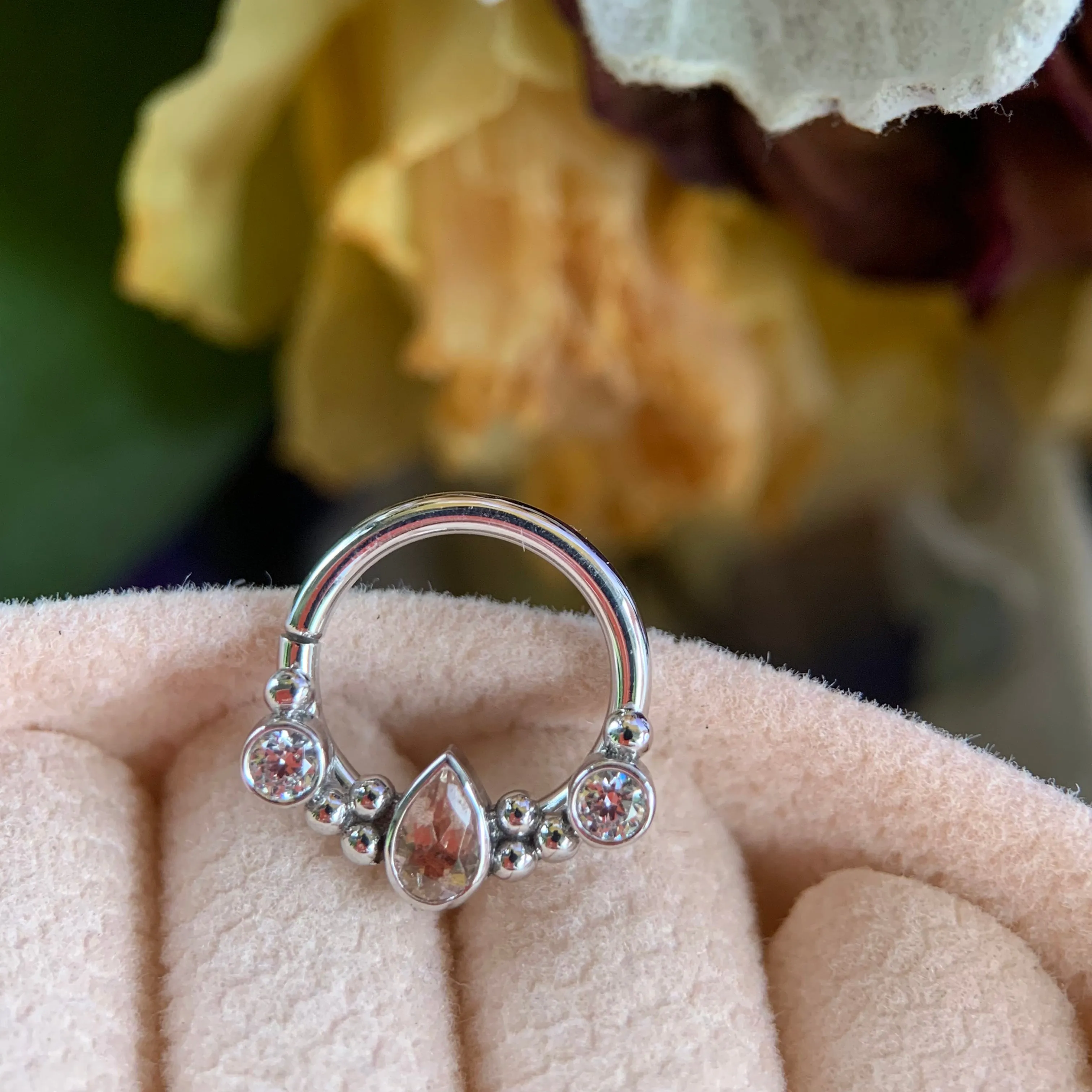 16G 3/8in BVLA Inside Out Eden Pear Seam Ring - High Quality Gold Jewelry