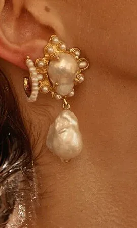 Christie Nicolaides Amalita Earrings - Pearl