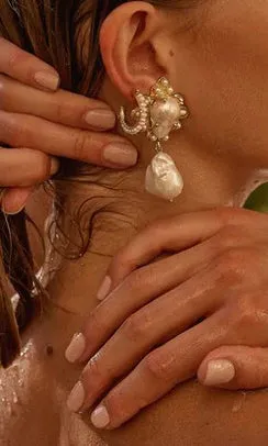 Christie Nicolaides Amalita Earrings - Pearl