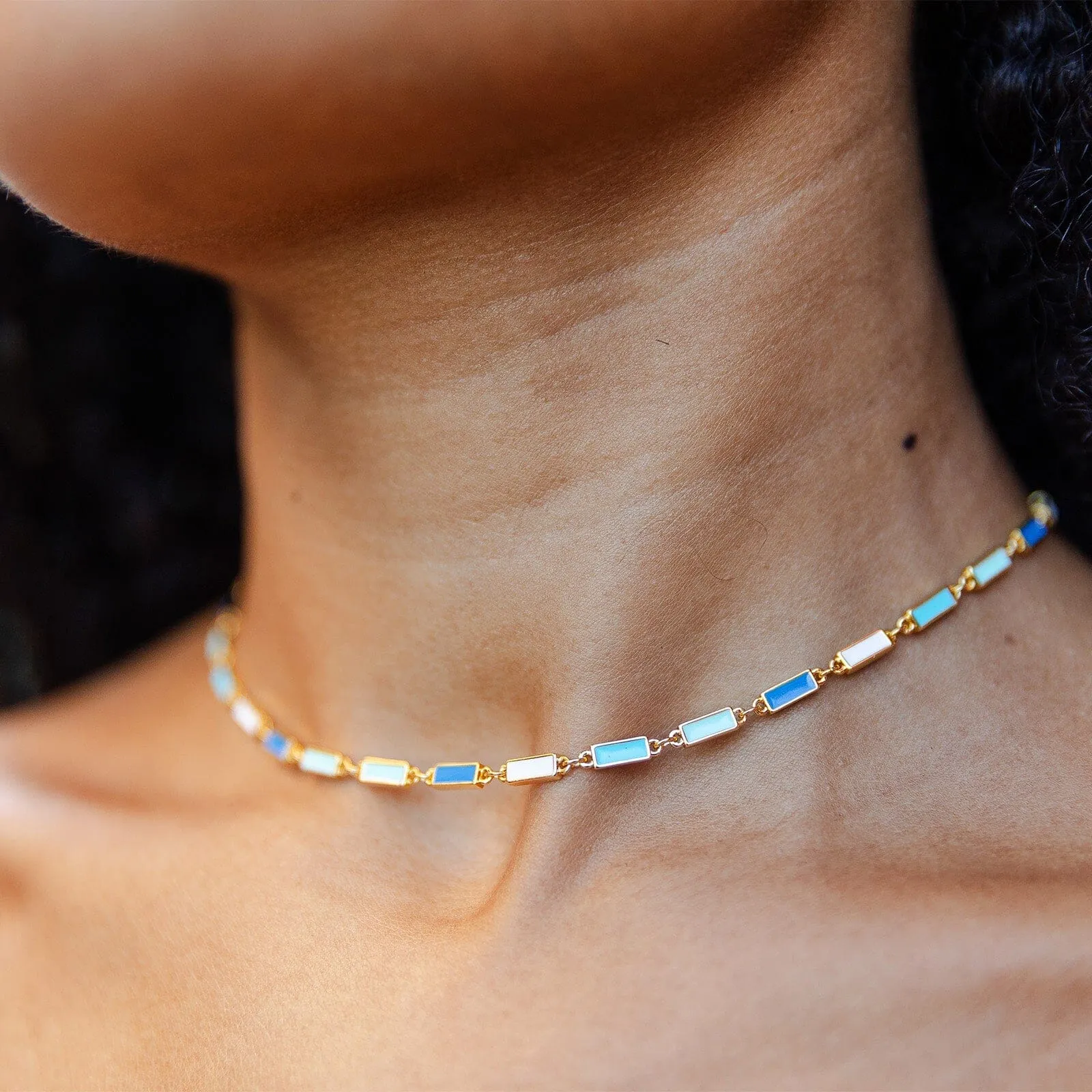 Elegant Polished Enamel Bar Pendant Choker Necklace with Adjustable Chain