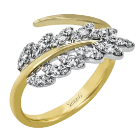 Leaf Right Hand Ring In 18k Gold With Diamonds