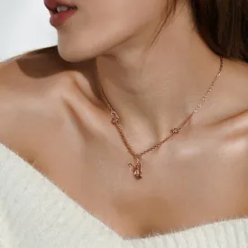 New Alphabet V Necklace [Champagne/White gems]