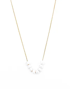 Pearly Beaded Necklace