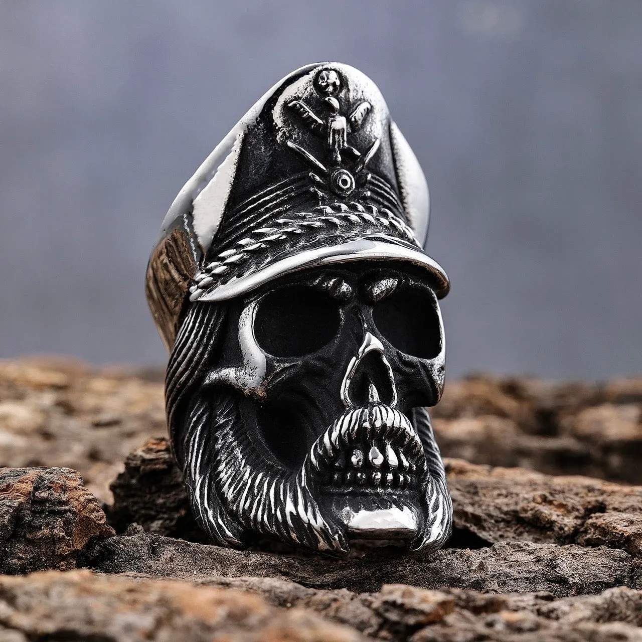 "Bone Crusher" - Admiral Skull - R09
