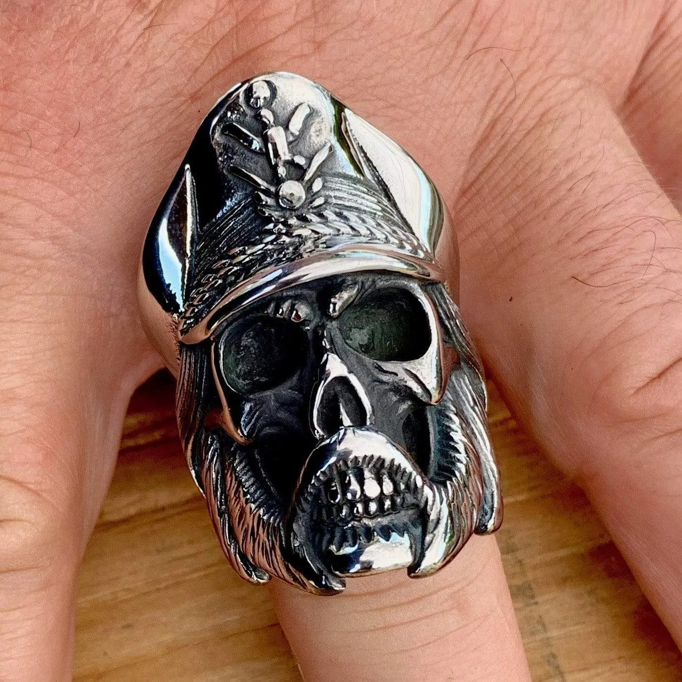 "Bone Crusher" - Admiral Skull - R09