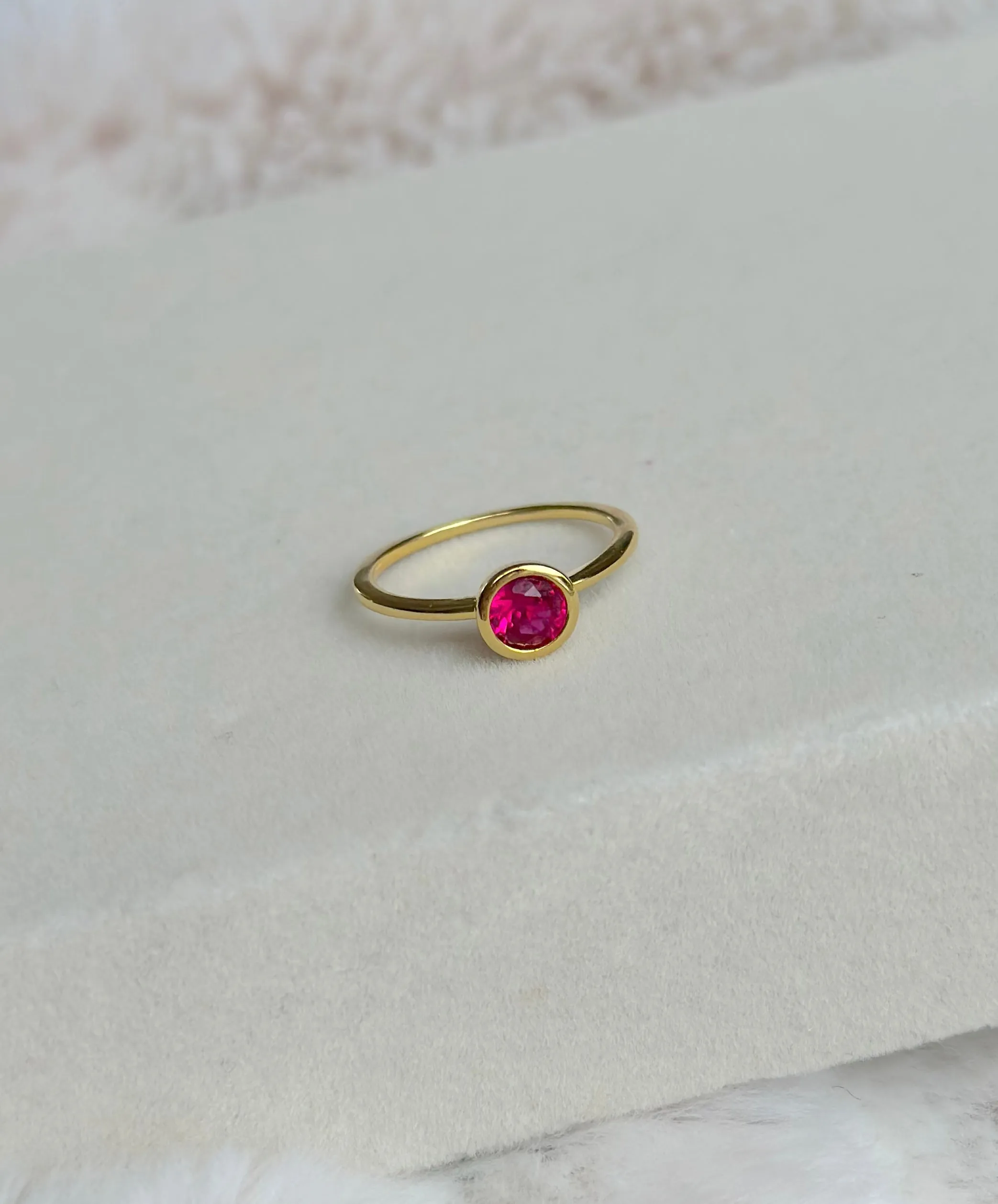 Ruby Orelia Ring - Gold