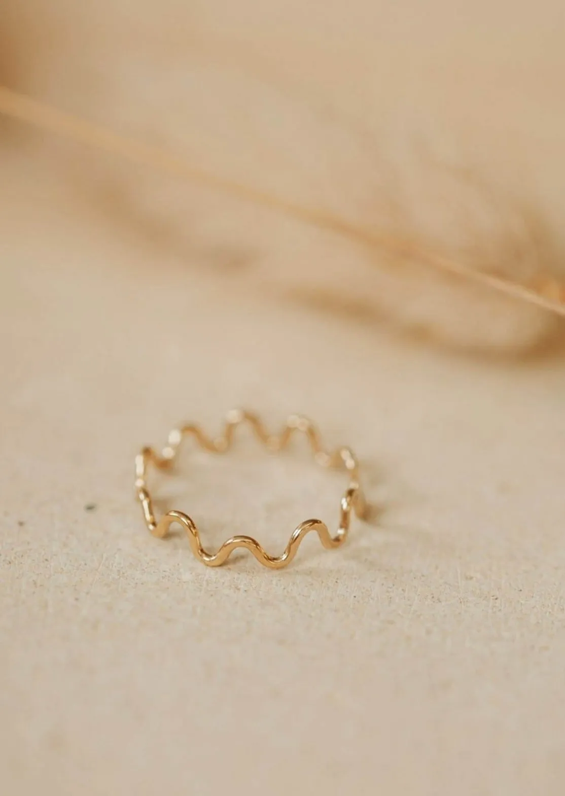 Squiggle Ring