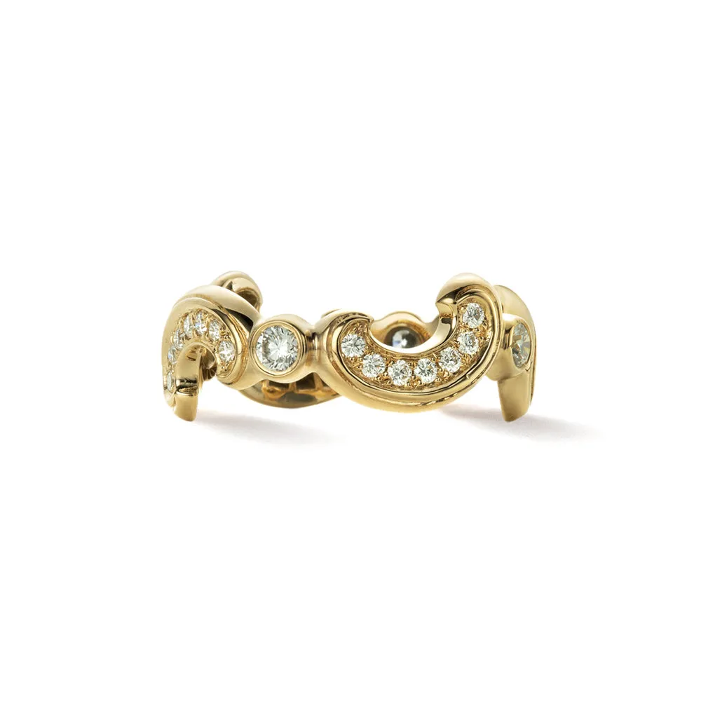 Luxurious Diamond Ring