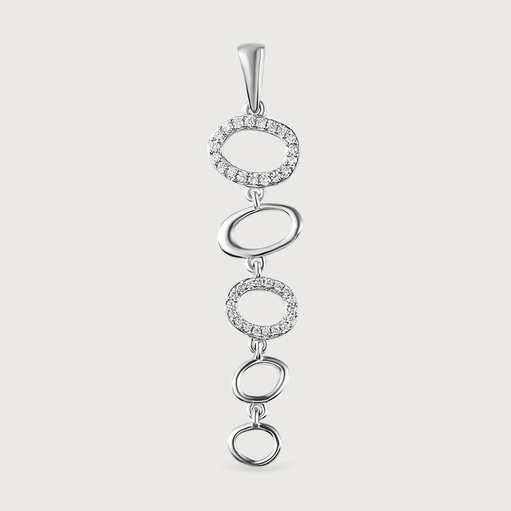 Versa Diamond Link Pendant in Platinum