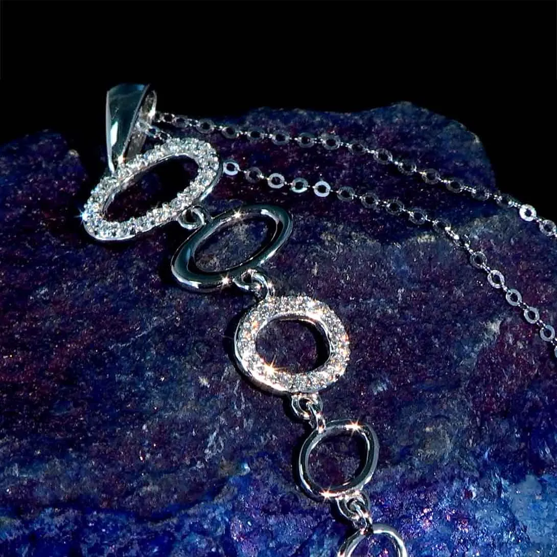 Versa Diamond Link Pendant in Platinum