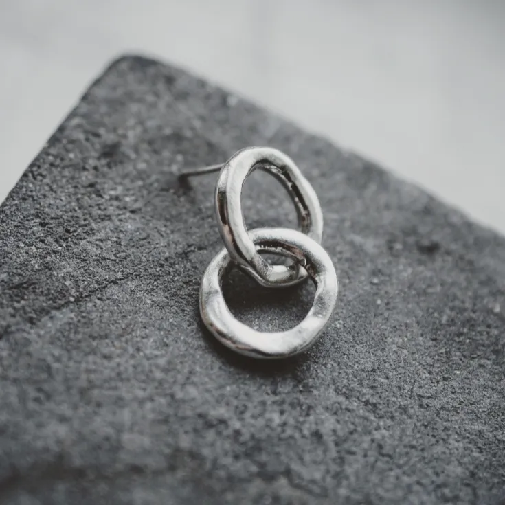 Ystävä Earring in Silver